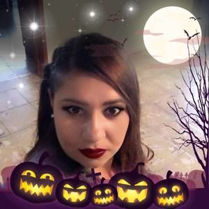 Meet your Posher, Paulina